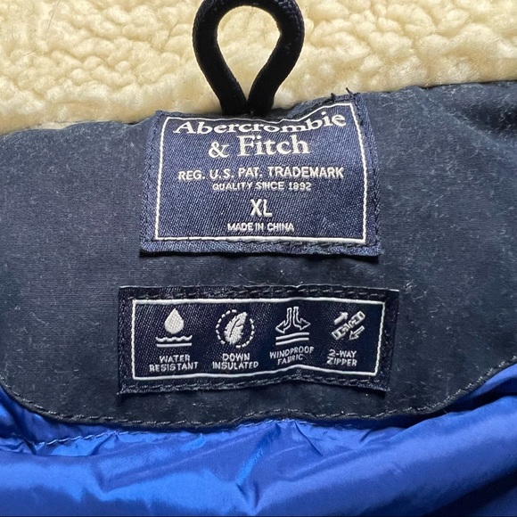 NWOT Abercrombie & Fitch Down Filled Insulated Jacket Coat Size XL Blue - Picture 11 of 11